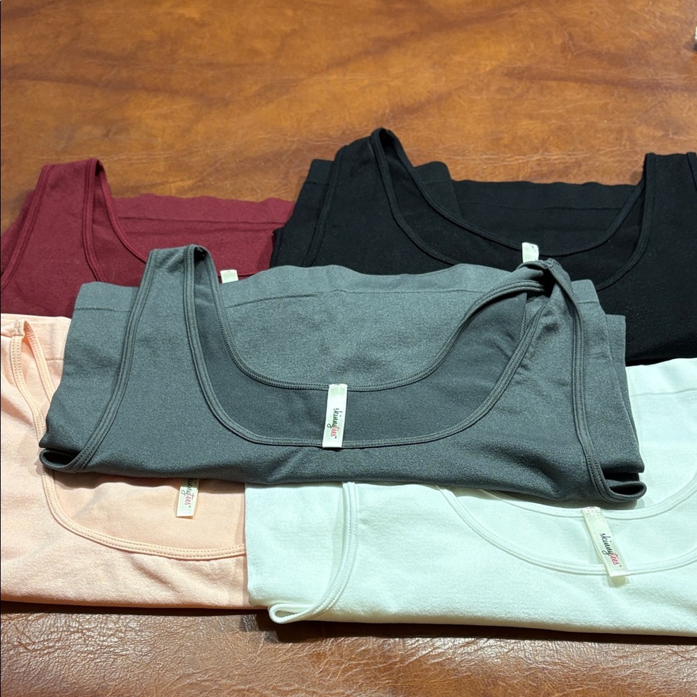 5 Skinny Tees One Size NWOT Tanks Black, White, Peach, Gray and Wine